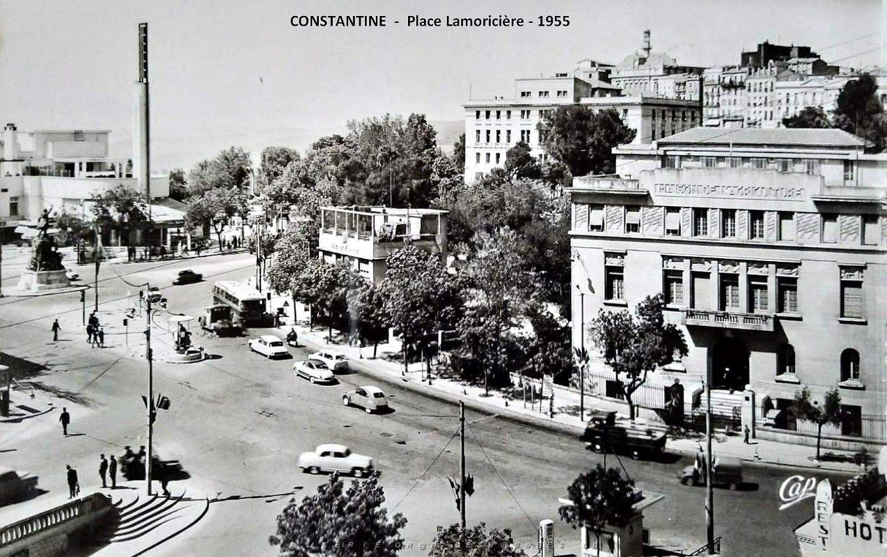 Constantine - Place Lamoriciere - 1955.jpg
